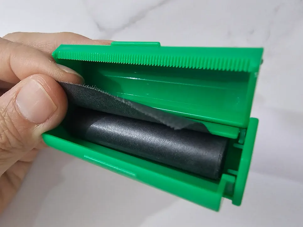 Refill roll oil blotting paper and case