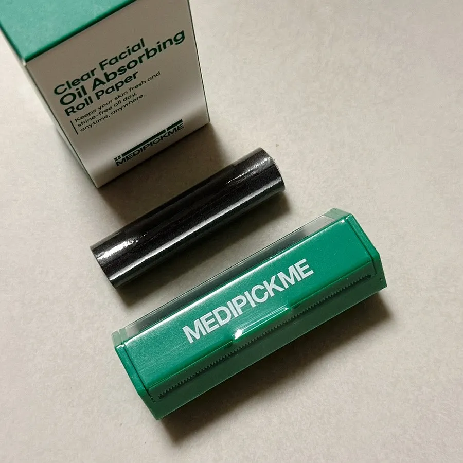 Roll oil blotting paper cut to only the needed amount