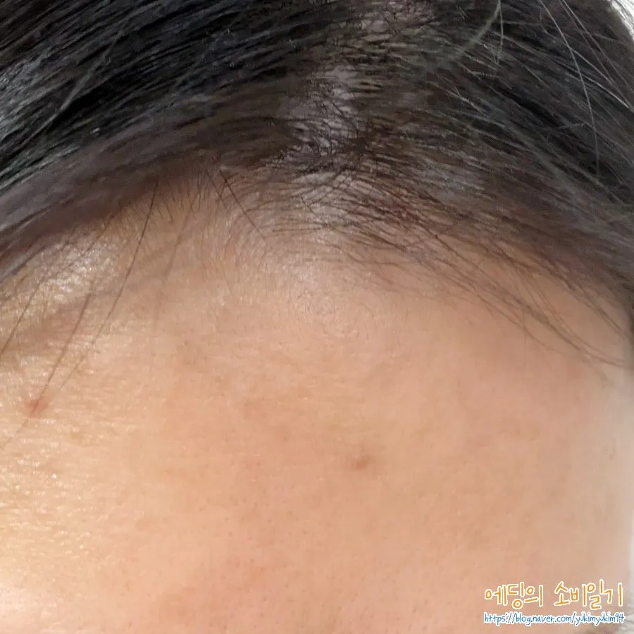 Portable roll blotting paper for summer