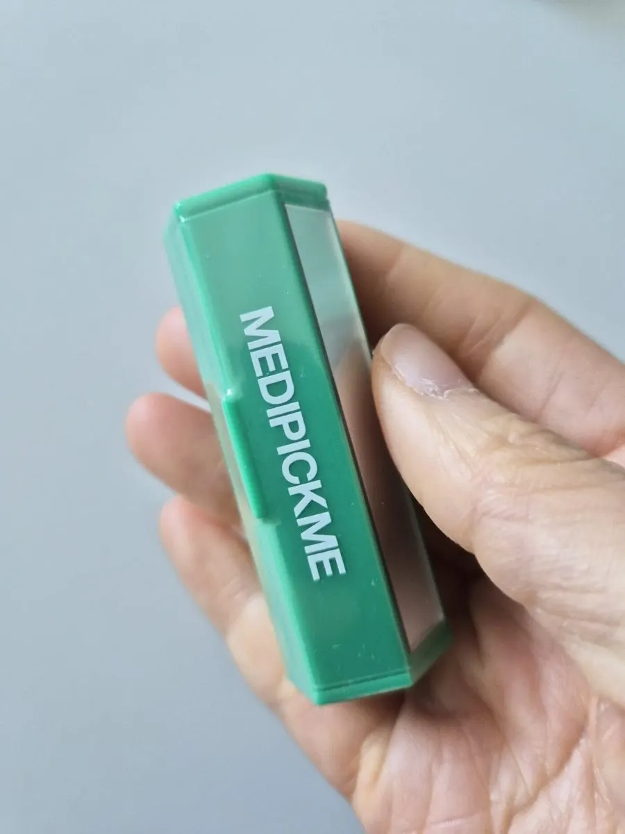 Using length-adjustable roll blotting paper