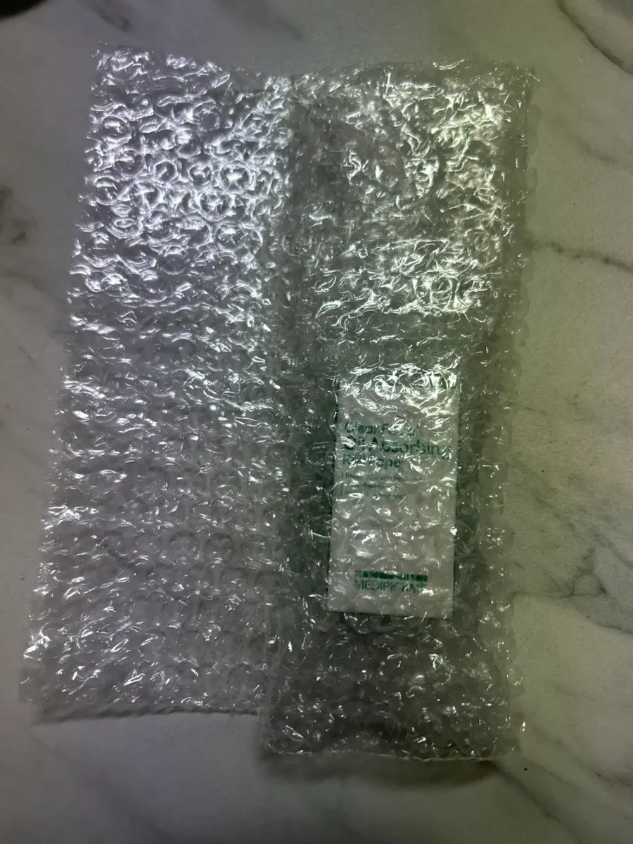 MEDIPICKME roll blotting paper product