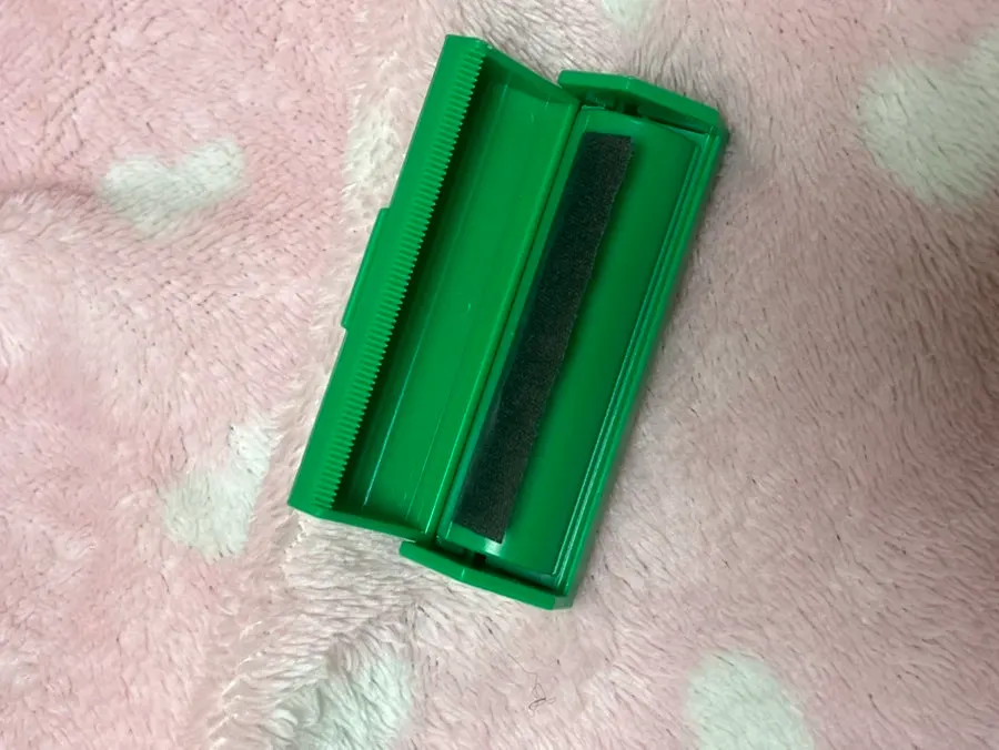 Oil blotting paper for controlling oil on dehydrated oily skin