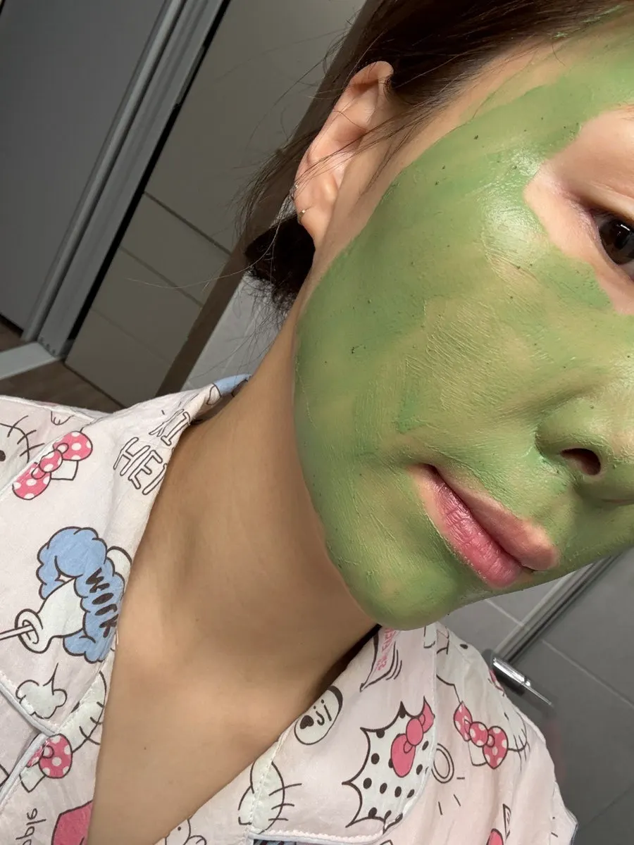 Mask application process image