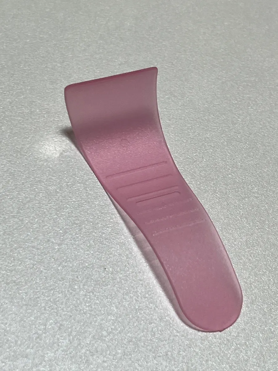 Silicone tip included with the hair removal cream
