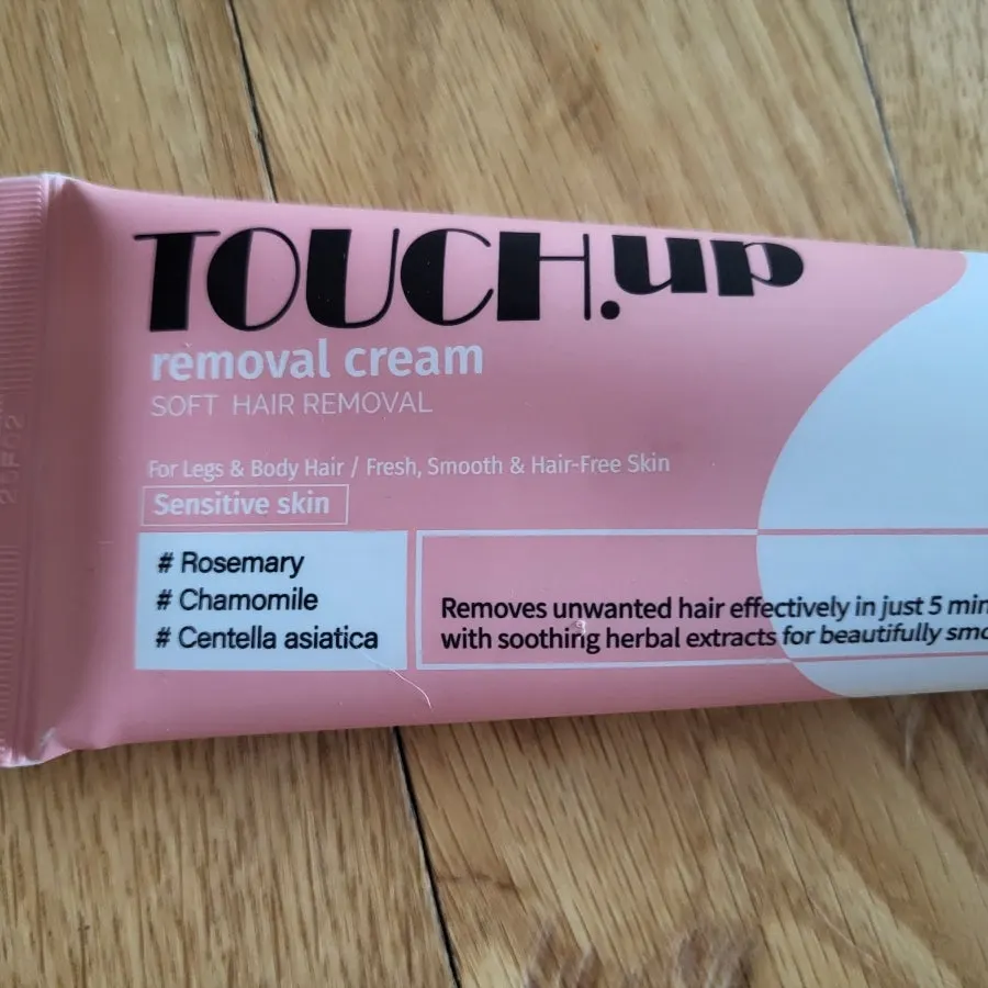Close-up of the self hair removal cream product