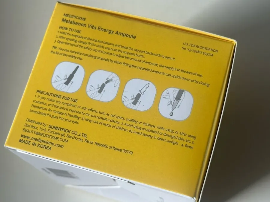 Ampoules with the enclosed catalog and samples