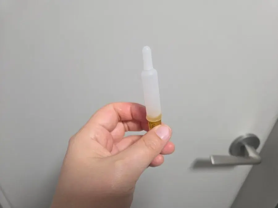 Ampoule set contents