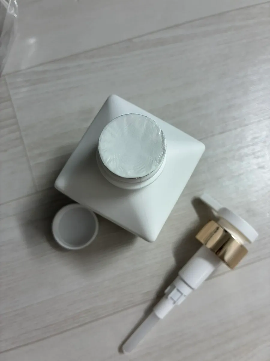 Tone-up milk product with ingredient information