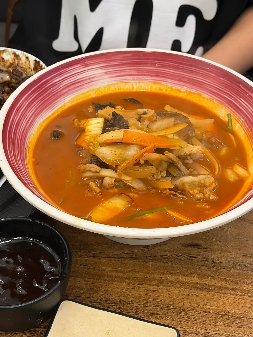 Spicy brisket jjamppong broth and ingredients