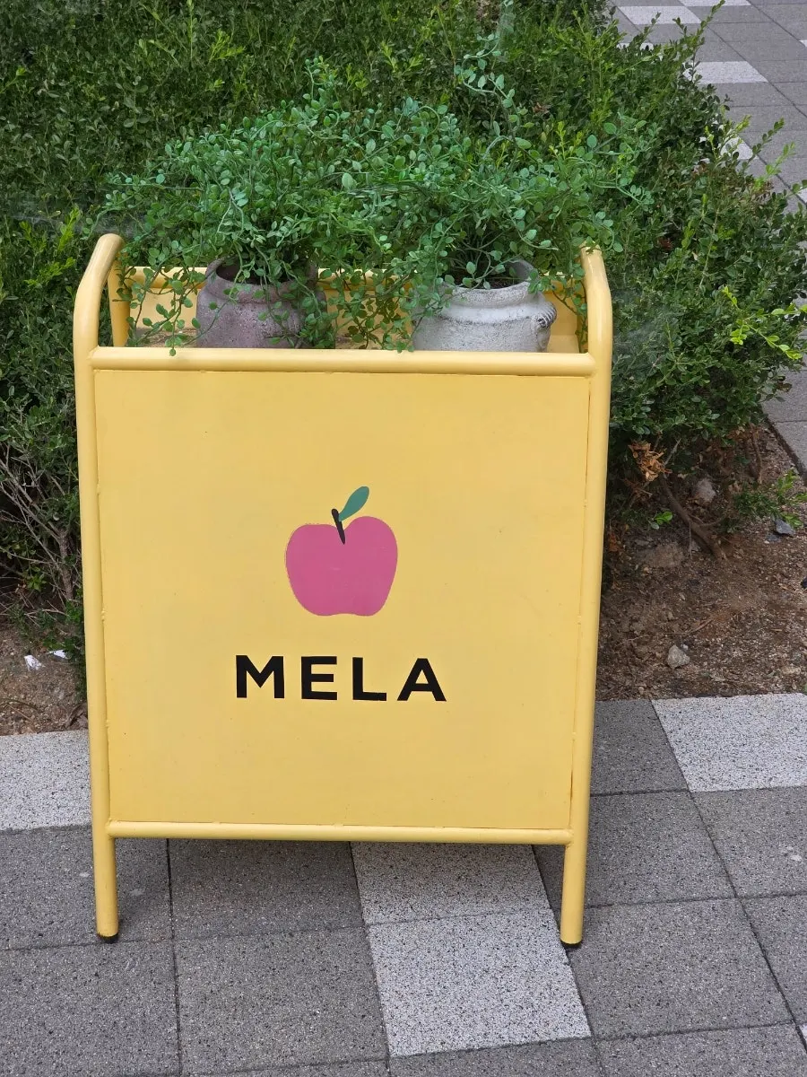 MELA Hongdae brunch closing scene