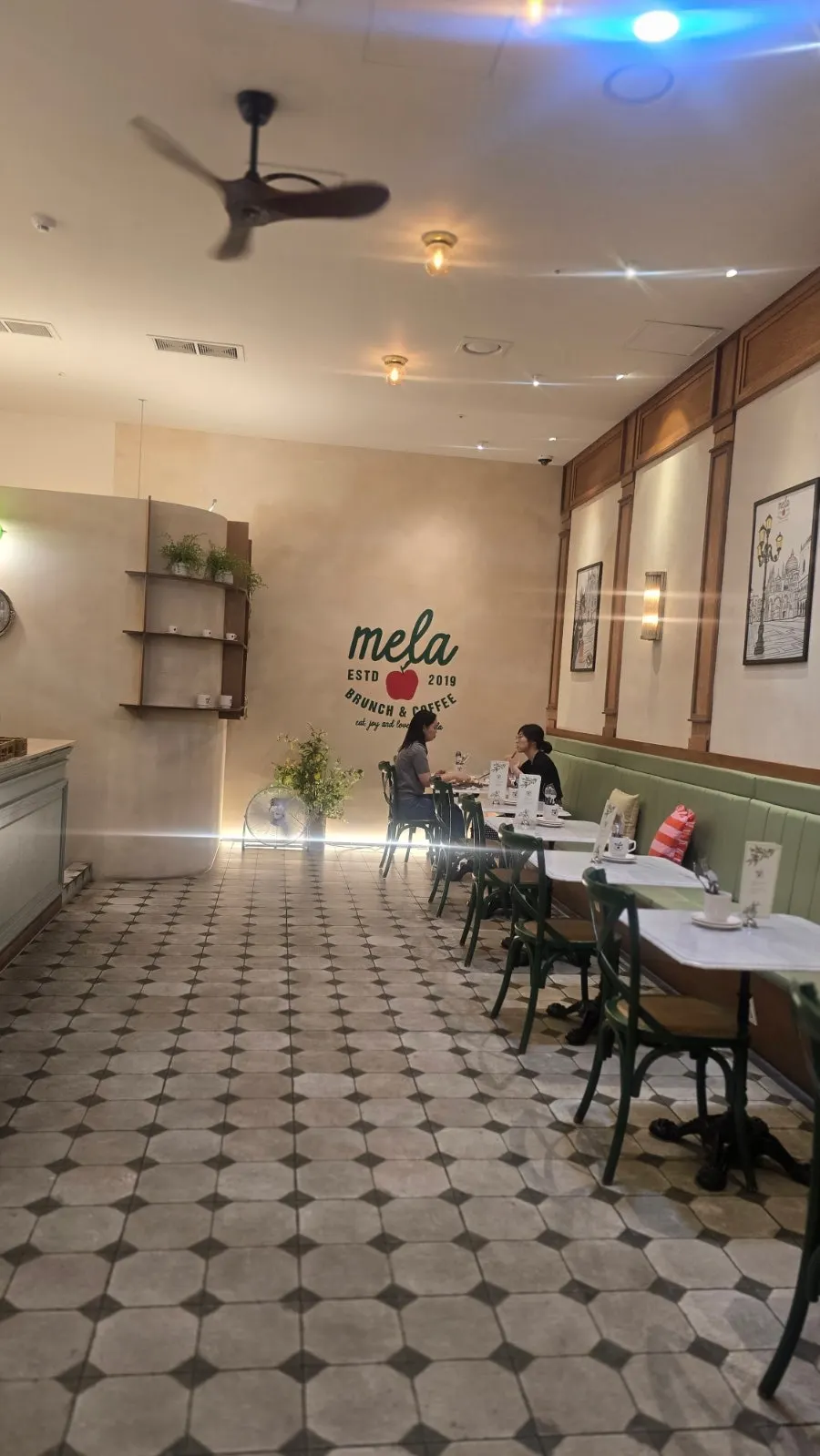 A table at MELA Hongdae good for conversation