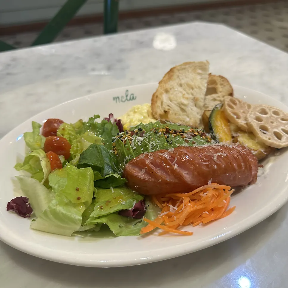 Brunch plate served with avocado and tomato