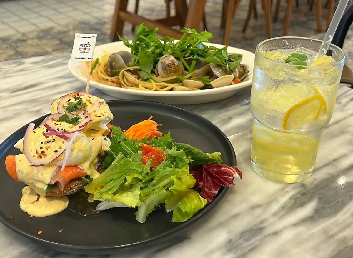 MELA Hongdae, a brunch café on the first floor of Nudit Hongdae