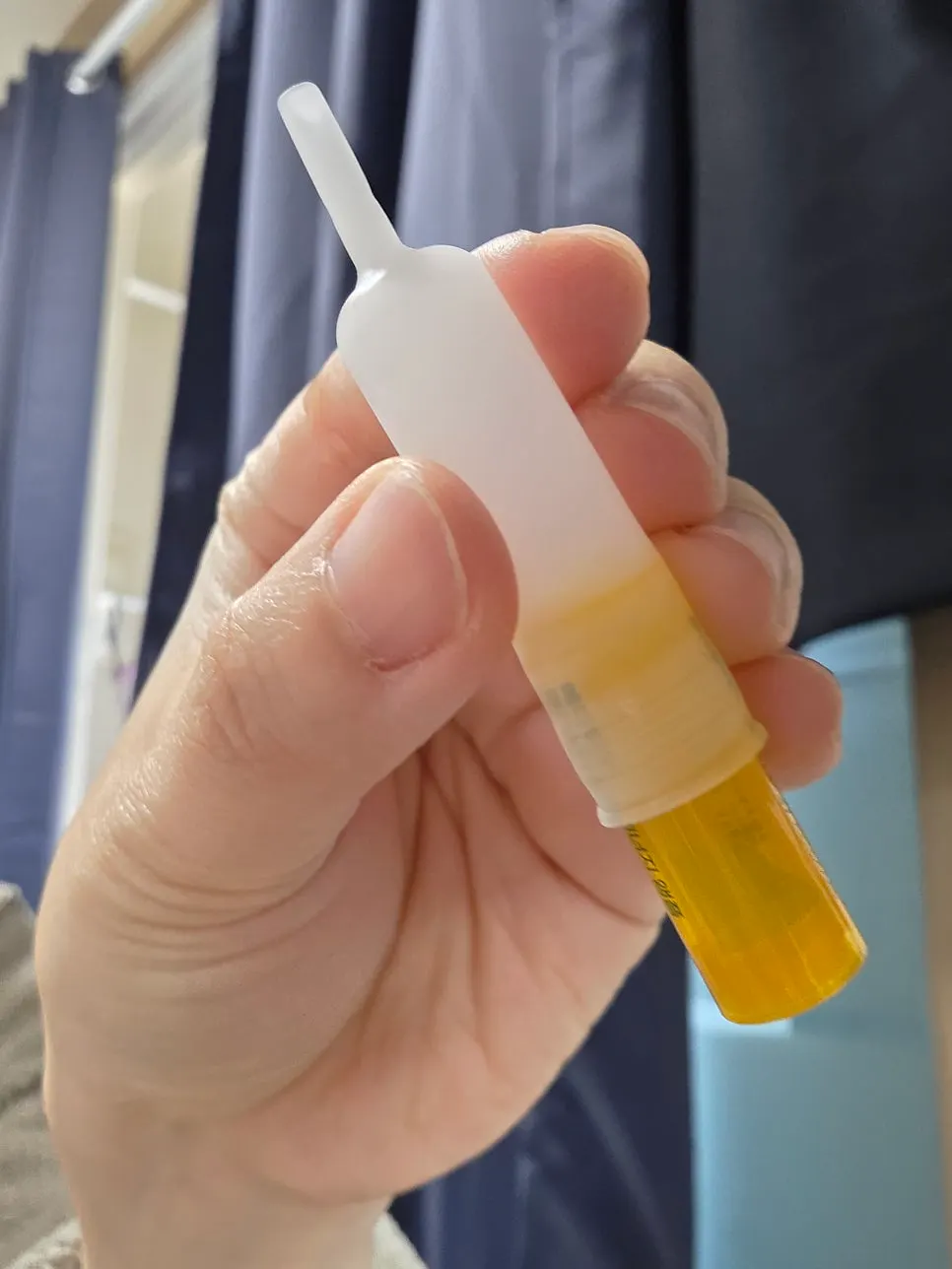 Safe Cap fitted onto an ampoule opening