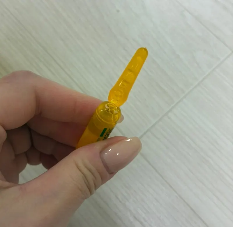 환절기 데일리 앰플 사용 장면