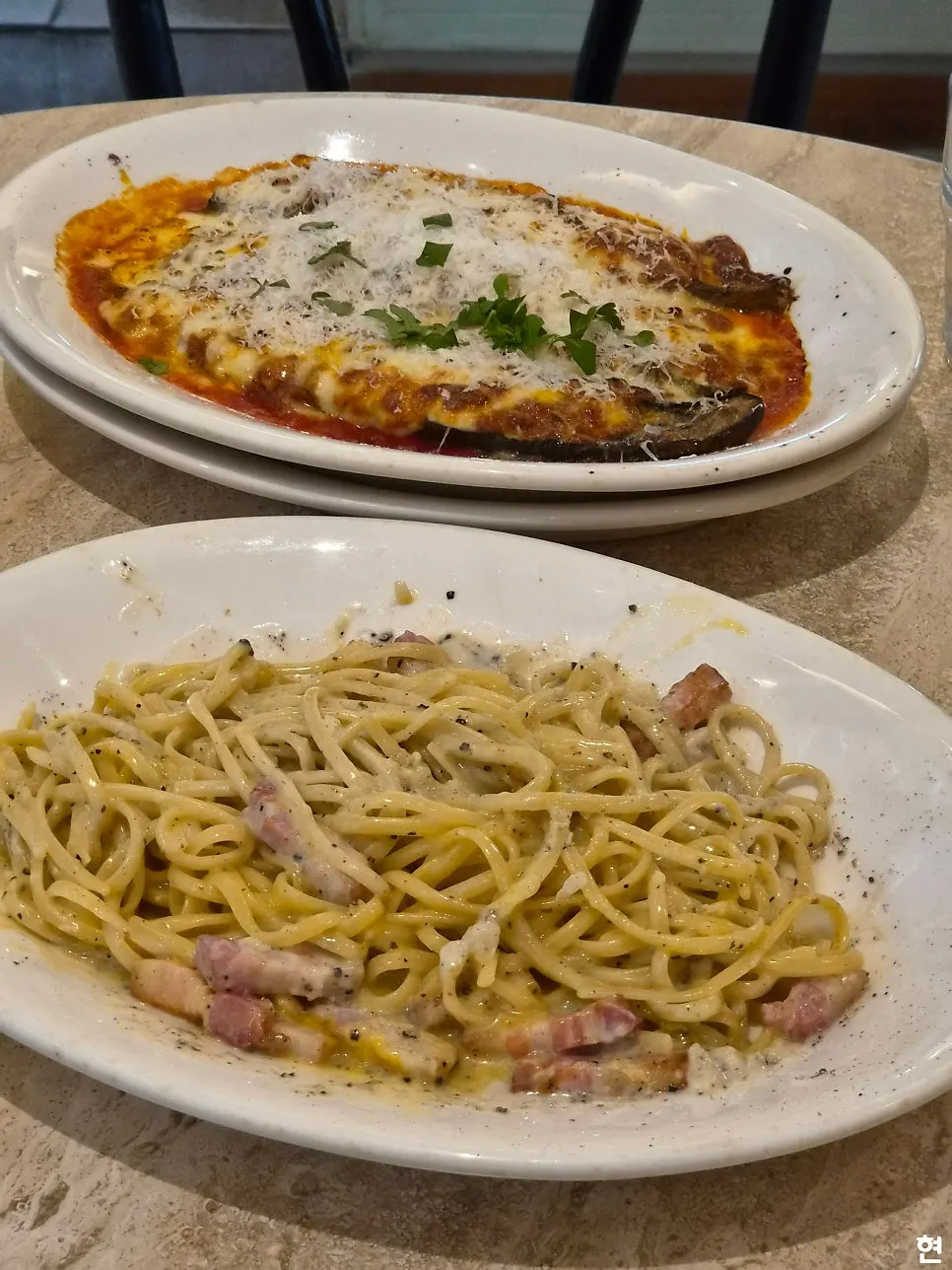 Peppered fettuccine carbonara