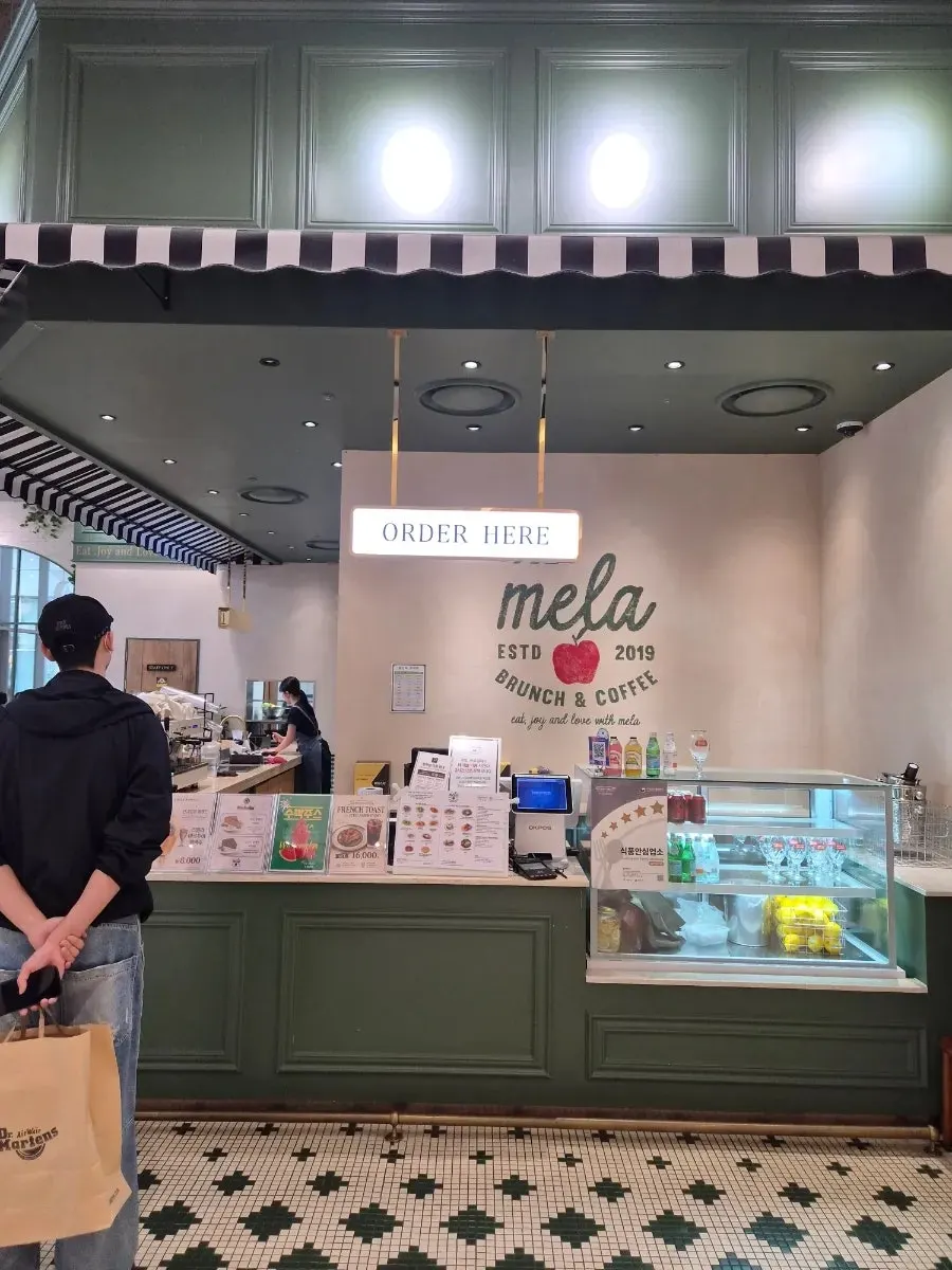 Mela Times Square, a brunch café in Yeongdeungpo Times Square