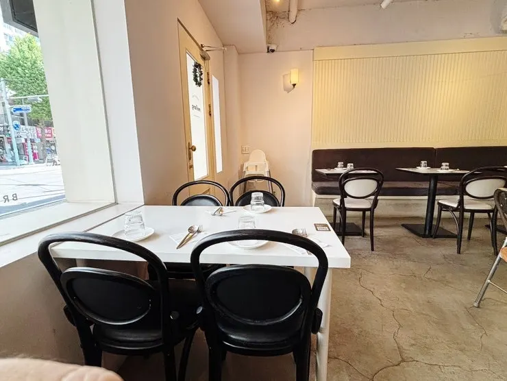 Relaxed interior of Cafe Mellang during an early weekday lunch