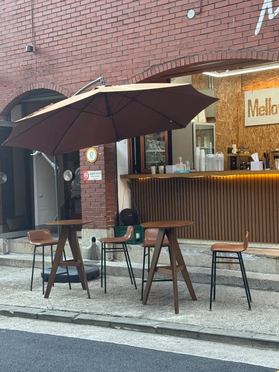 Terrace seating at Mellows