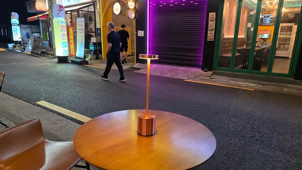Mellows' interior atmosphere at nighttime