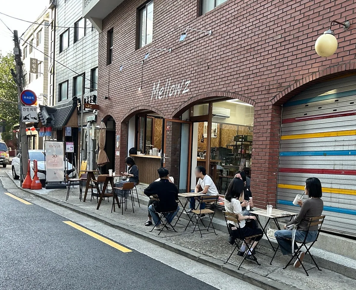 성수 뚝섬역 아이스크림 카페 멜로우즈 외관