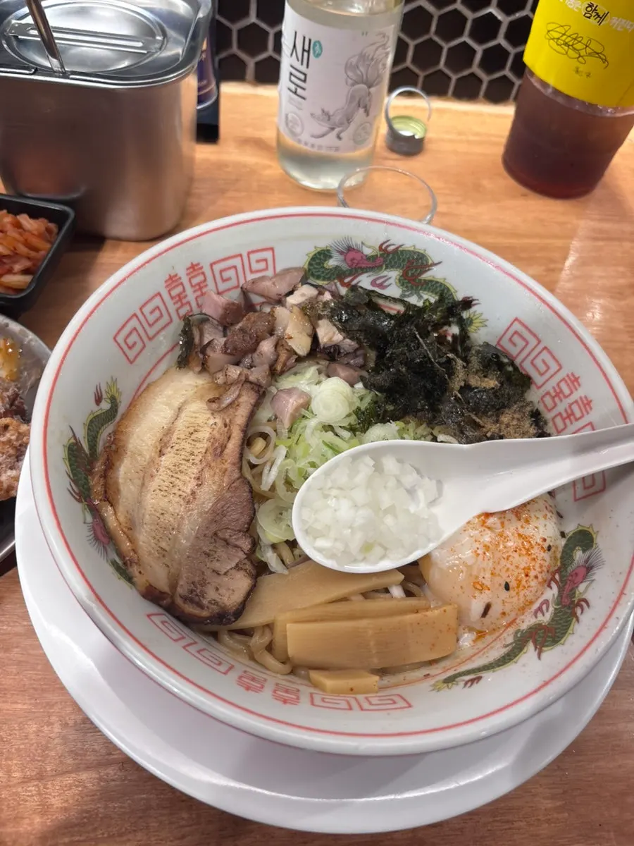 Noodle dish set on the table at Mentsuru City Hall Branch