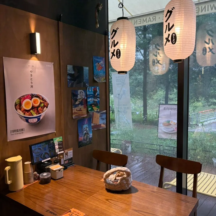 Menji店内に置かれたかわいらしい小物