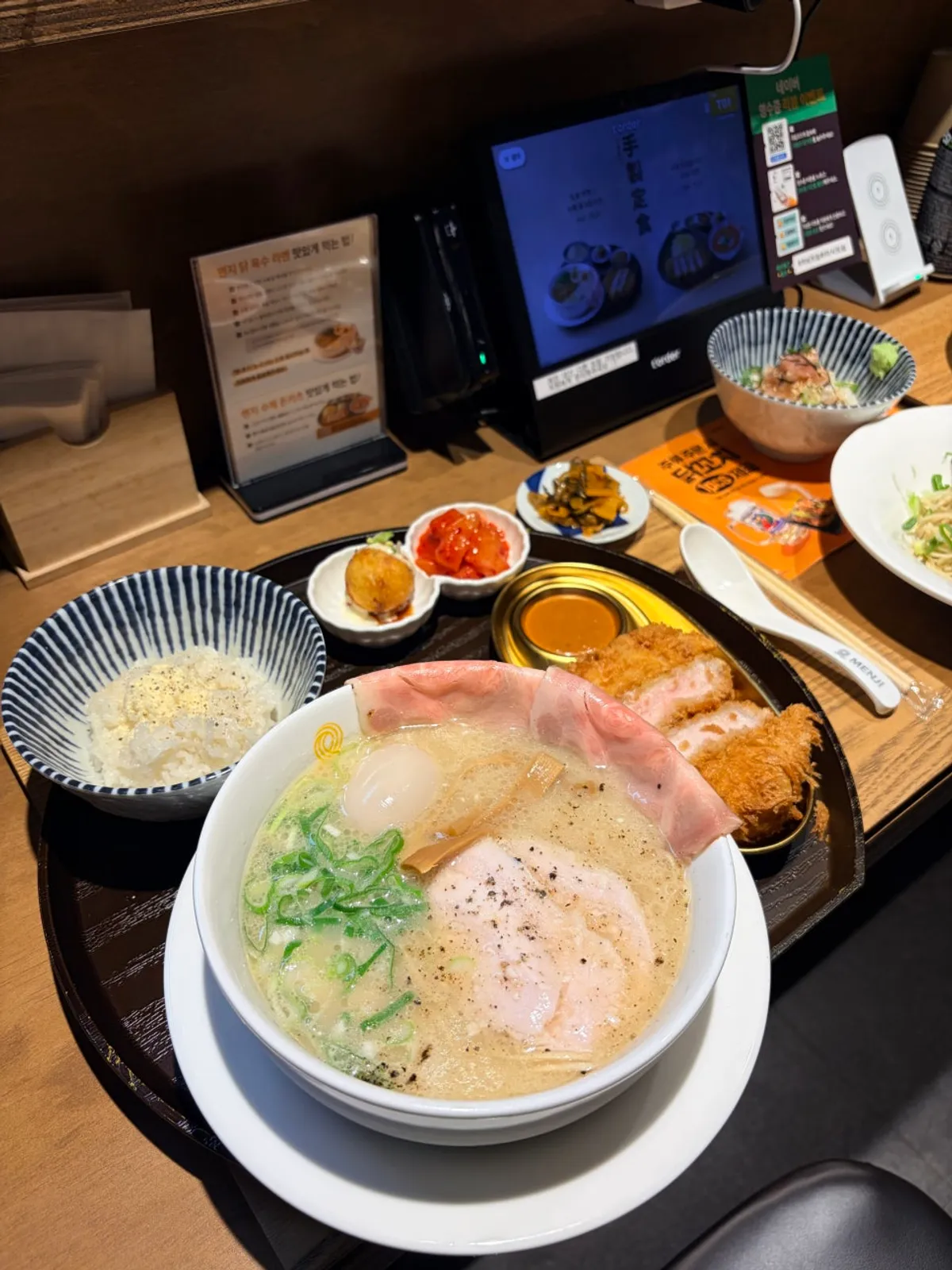 멘지 하남미사점 세트 메뉴 안내