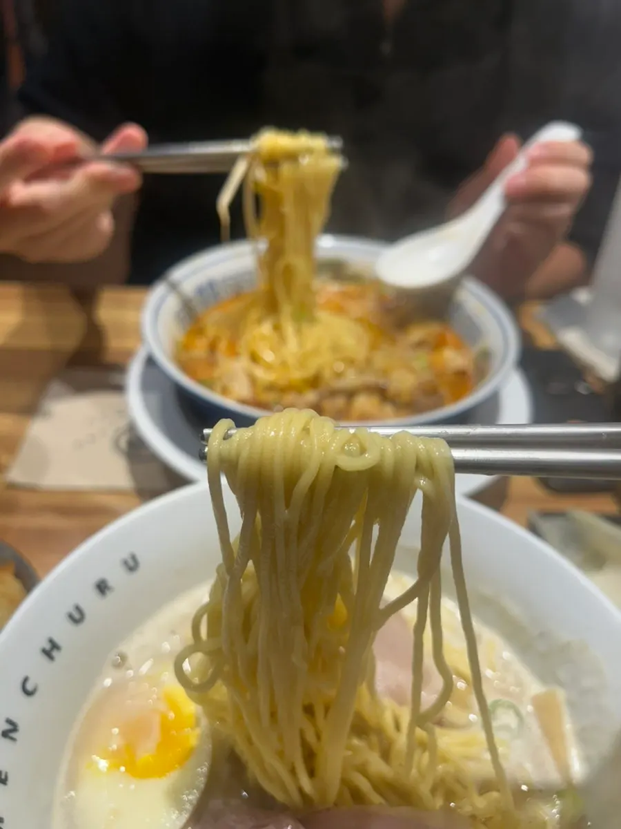 모츠라멘 우삼겹 클로즈업