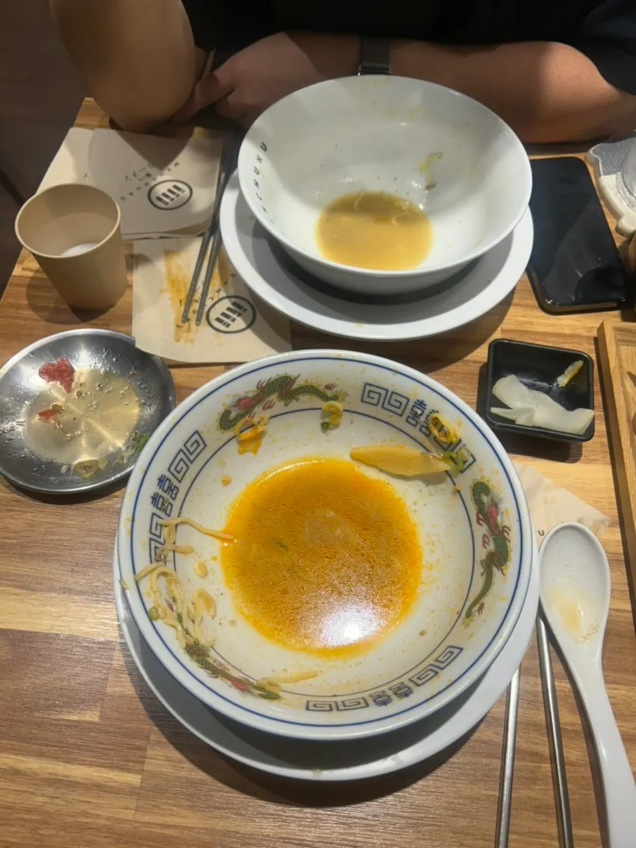 직장인 점심으로 먹은 멘츠루 시청점 라멘 상차림