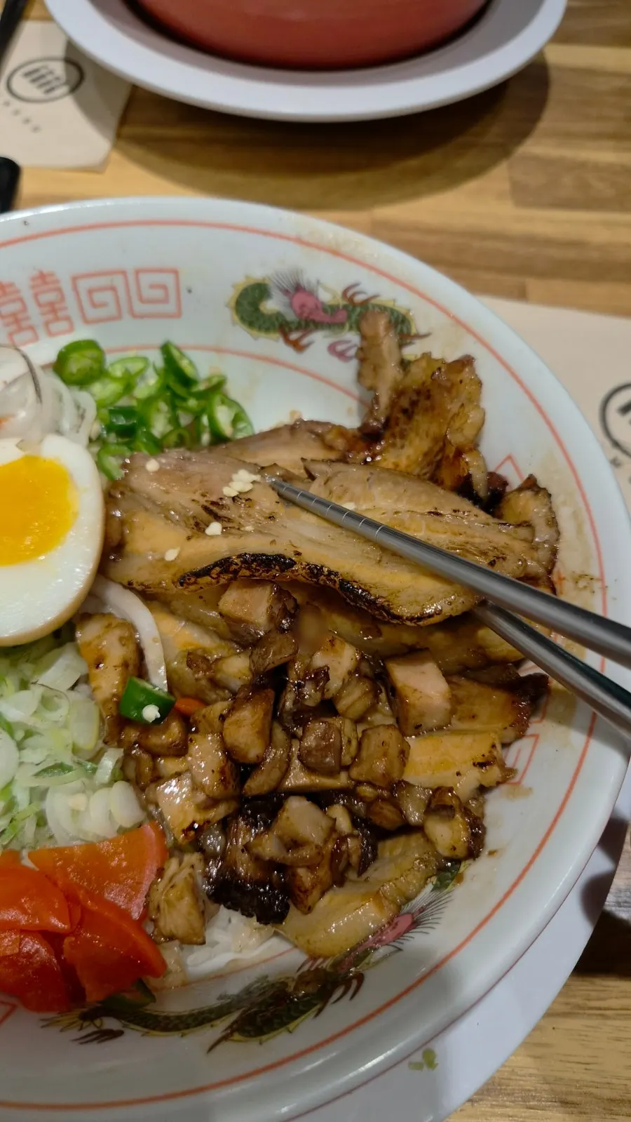 Chashu don with chashu on top of rice