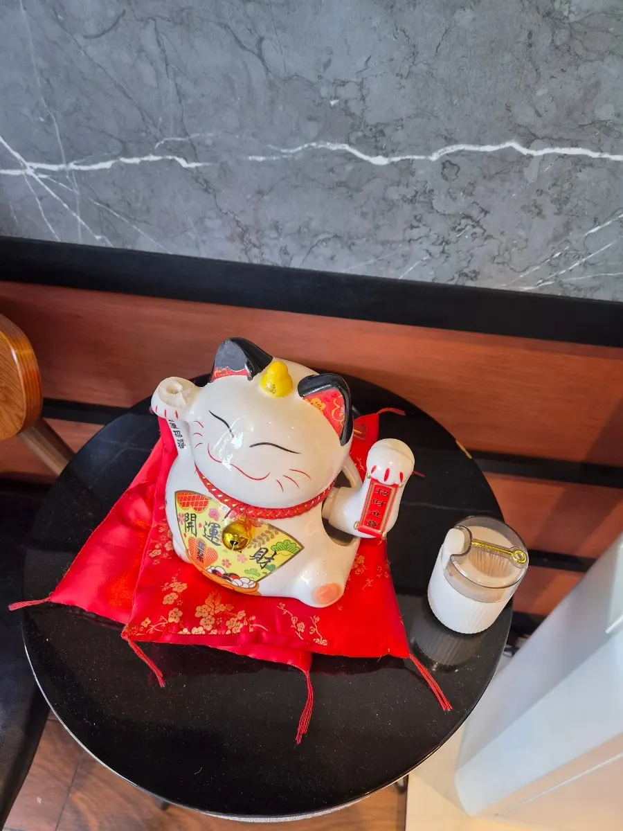 Cat decoration seen on the way out