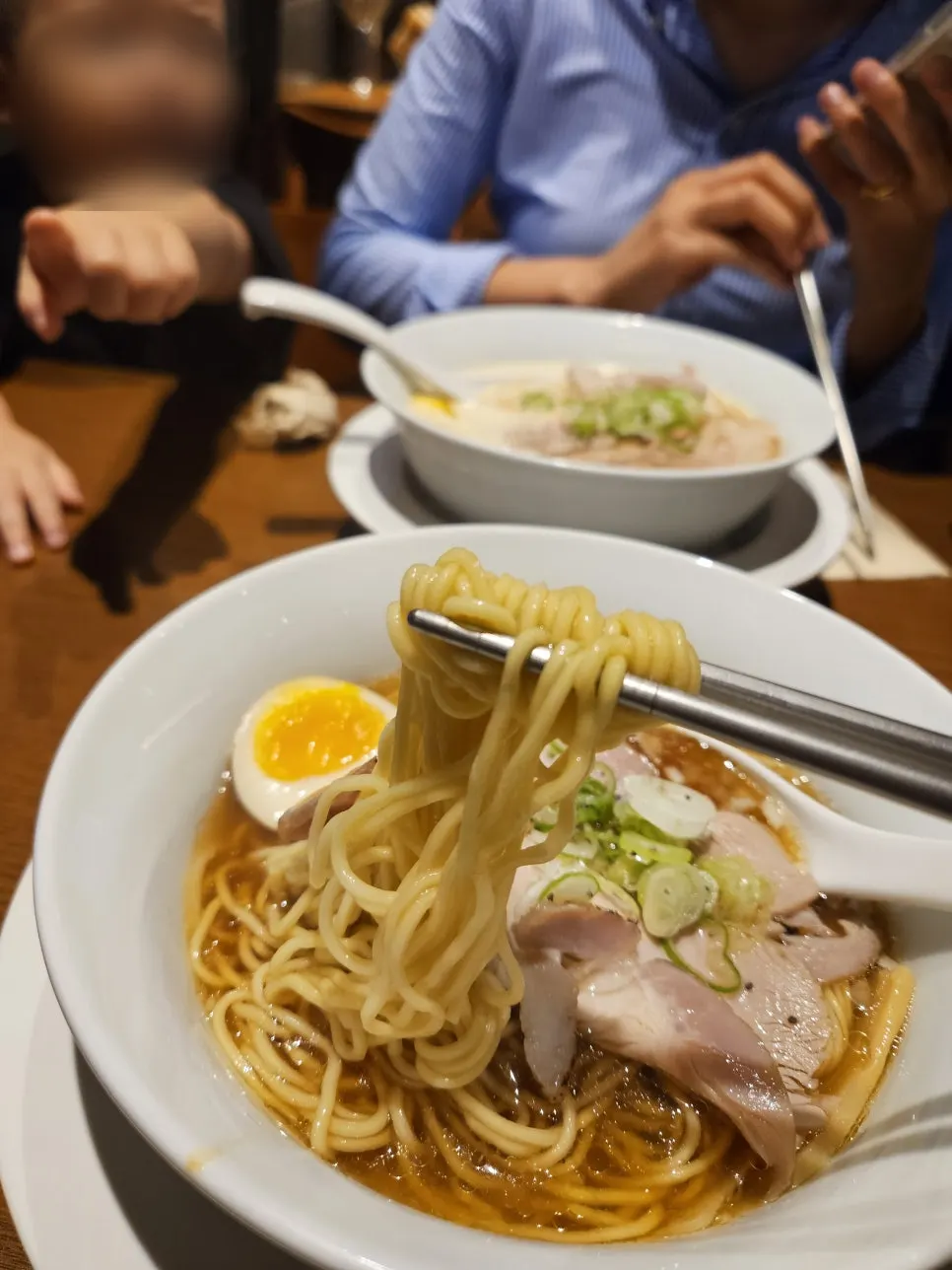 차슈와 반숙 계란이 올라간 토리파이탄 면