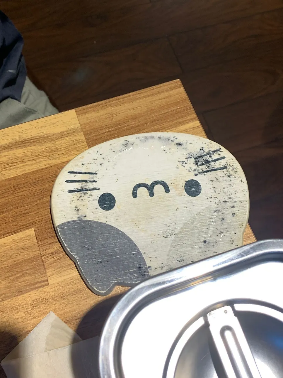 Cat-shaped water bottle coaster
