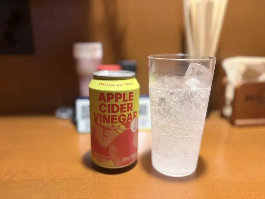 식사용으로 비치된 머리끈