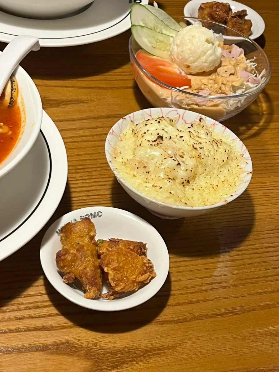 세트에 포함된 후레시샐러드
