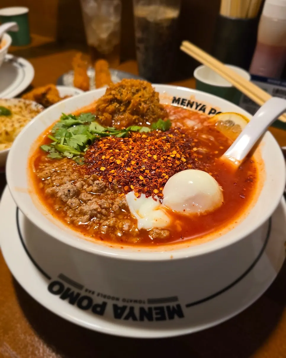 고수 추가한 똠얌 한우카츠라멘 세트