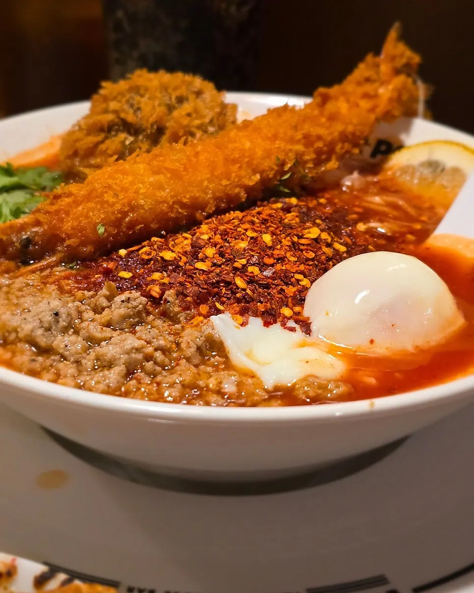 매운맛 5단계 똠얌 토마토라멘 국물