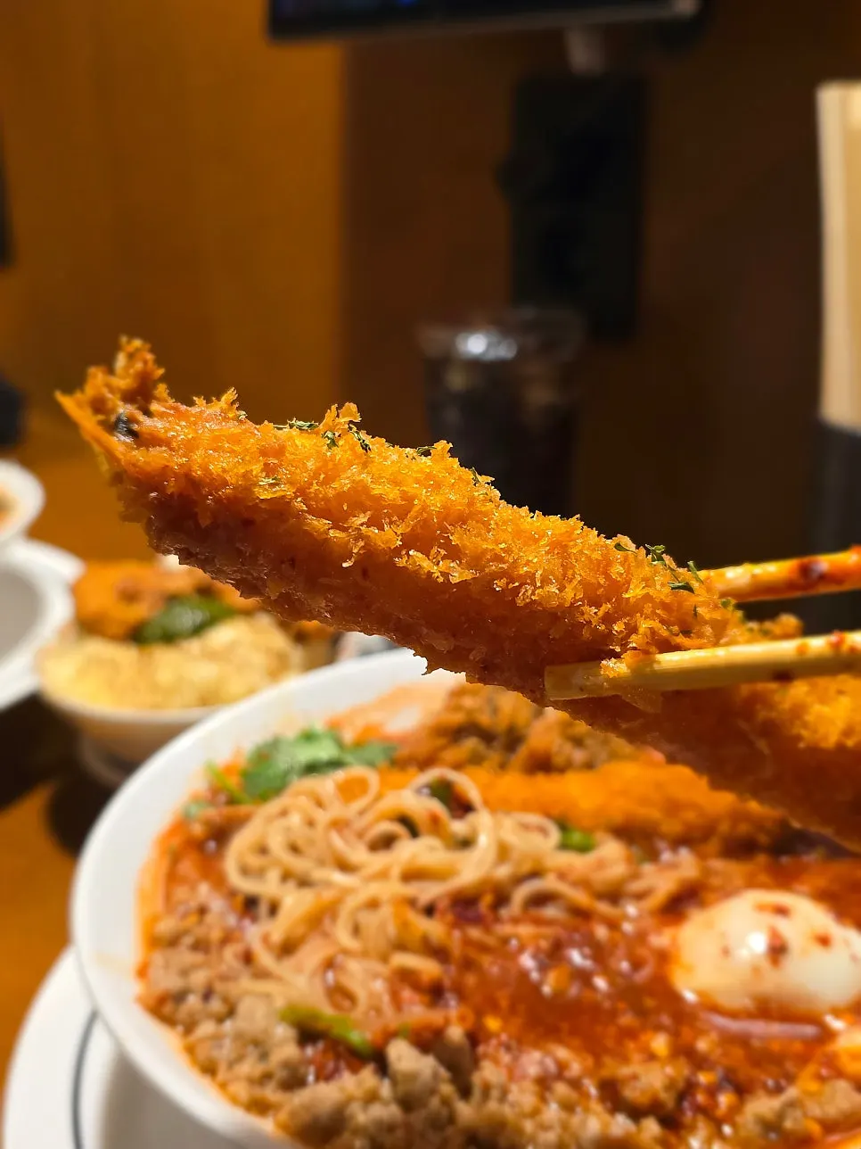 토마토라멘 토핑 근접 사진