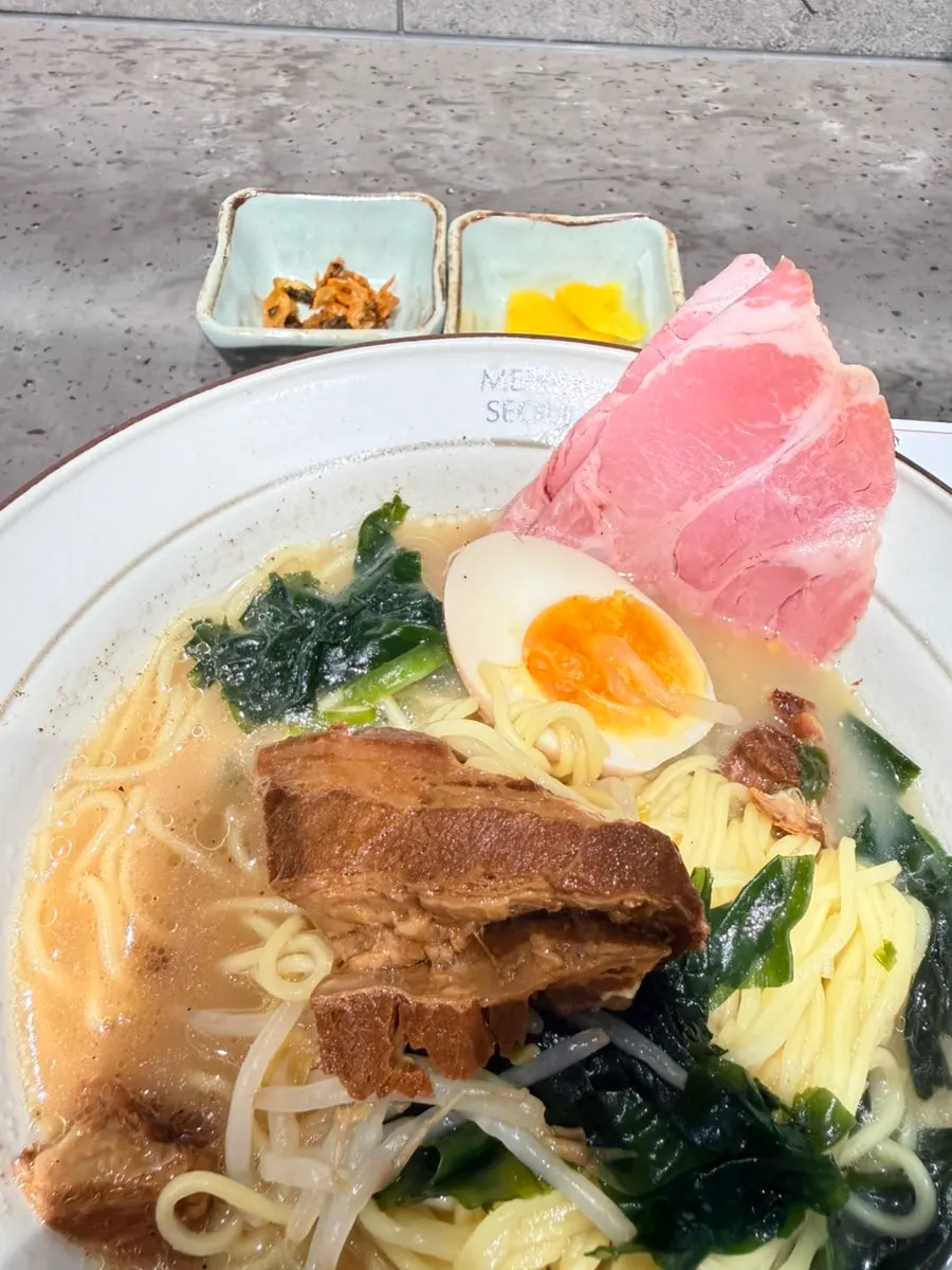 Lunch table at Menya Seoul, a Michuhol ramen spot