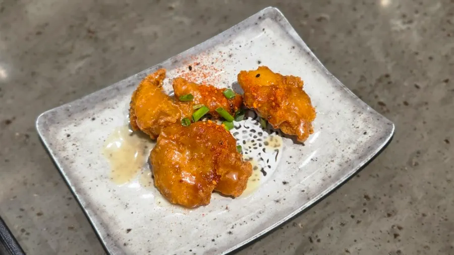 Karaage and sweet soy chicken rice bowl chosen as set sides