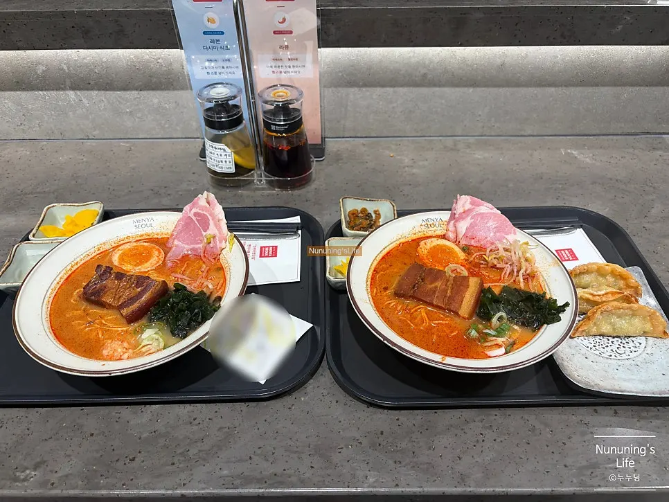 얼큰 동파육 차슈라멘 세트 상차림