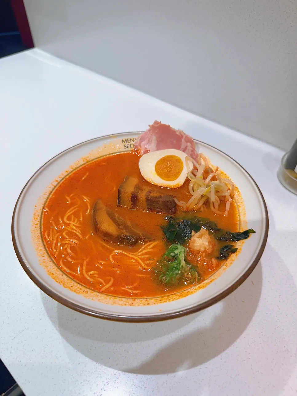 멘야서울 용산아이파크몰점 얼큰 동파육 차슈라멘 한 그릇