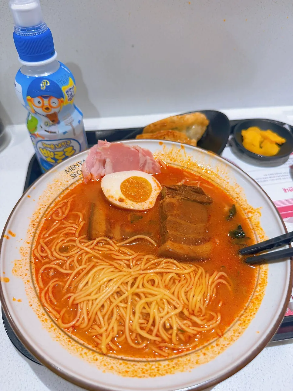 용산 아이파크몰 7층 멘야서울 매장 모습