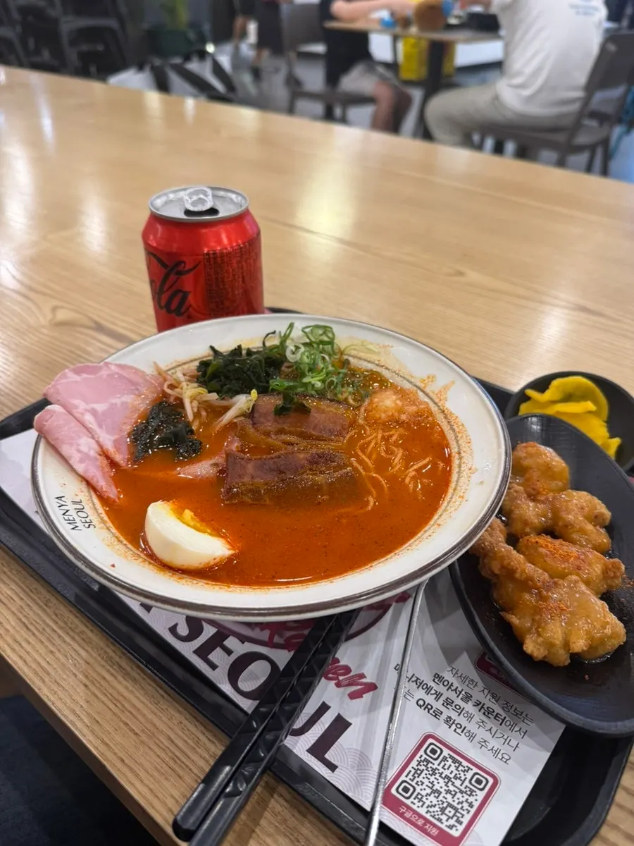 Table setting of the spicy dongpo pork chashu ramen set
