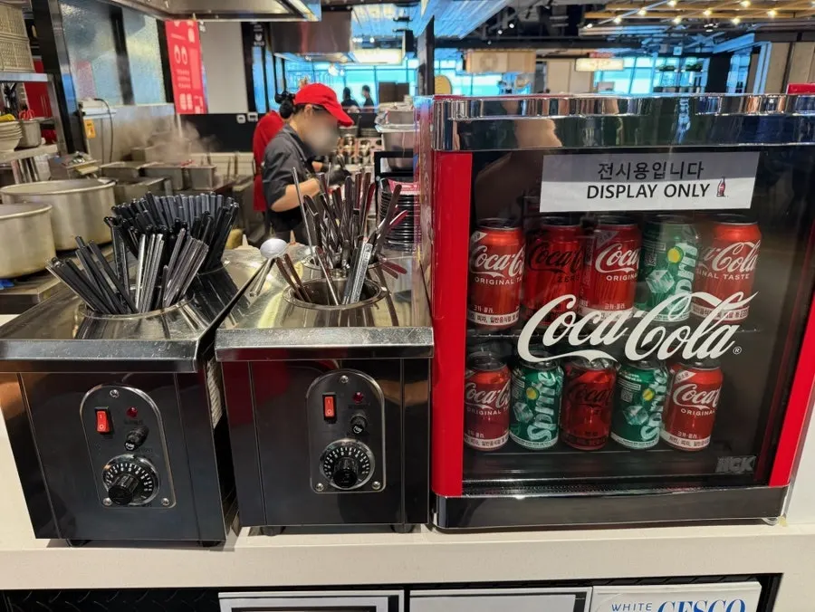 Menya Seoul order counter and pickup station