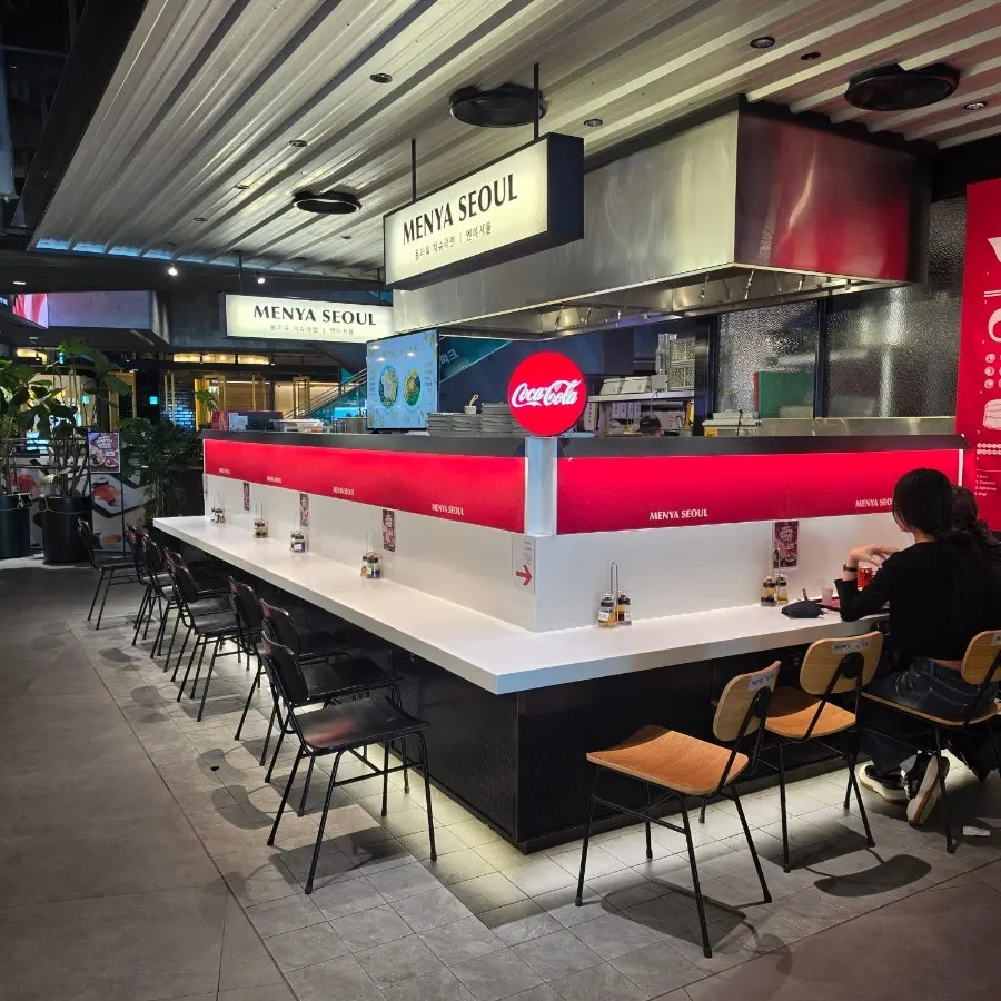 Storefront view of Menya Seoul on the 7th floor of Yongsan I'Park Mall