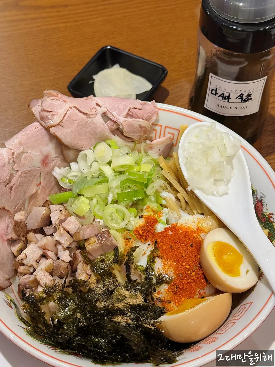 Finished bowl of shoyu ramen at Mentsuru