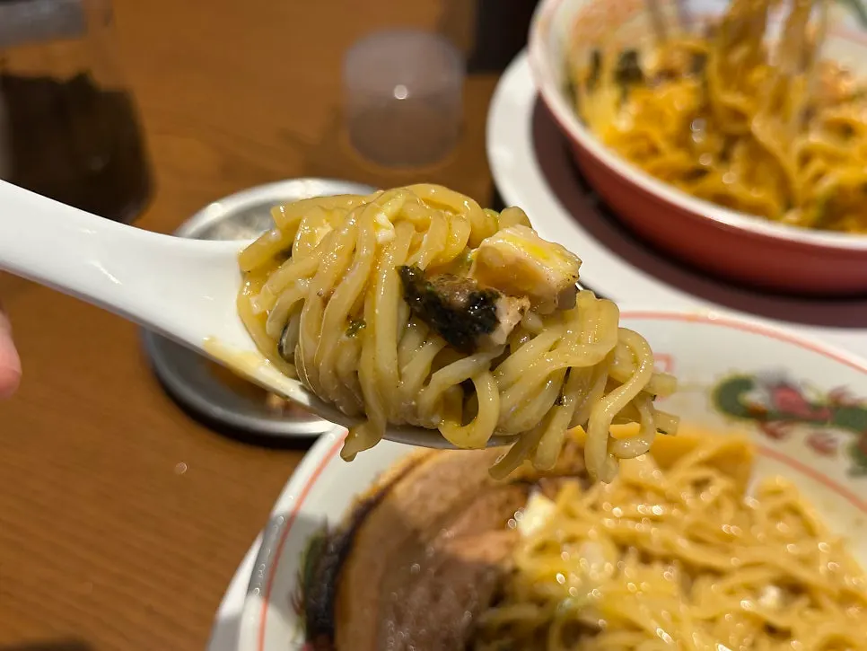 아부라소바 오리지널과 매운맛 섞어먹기