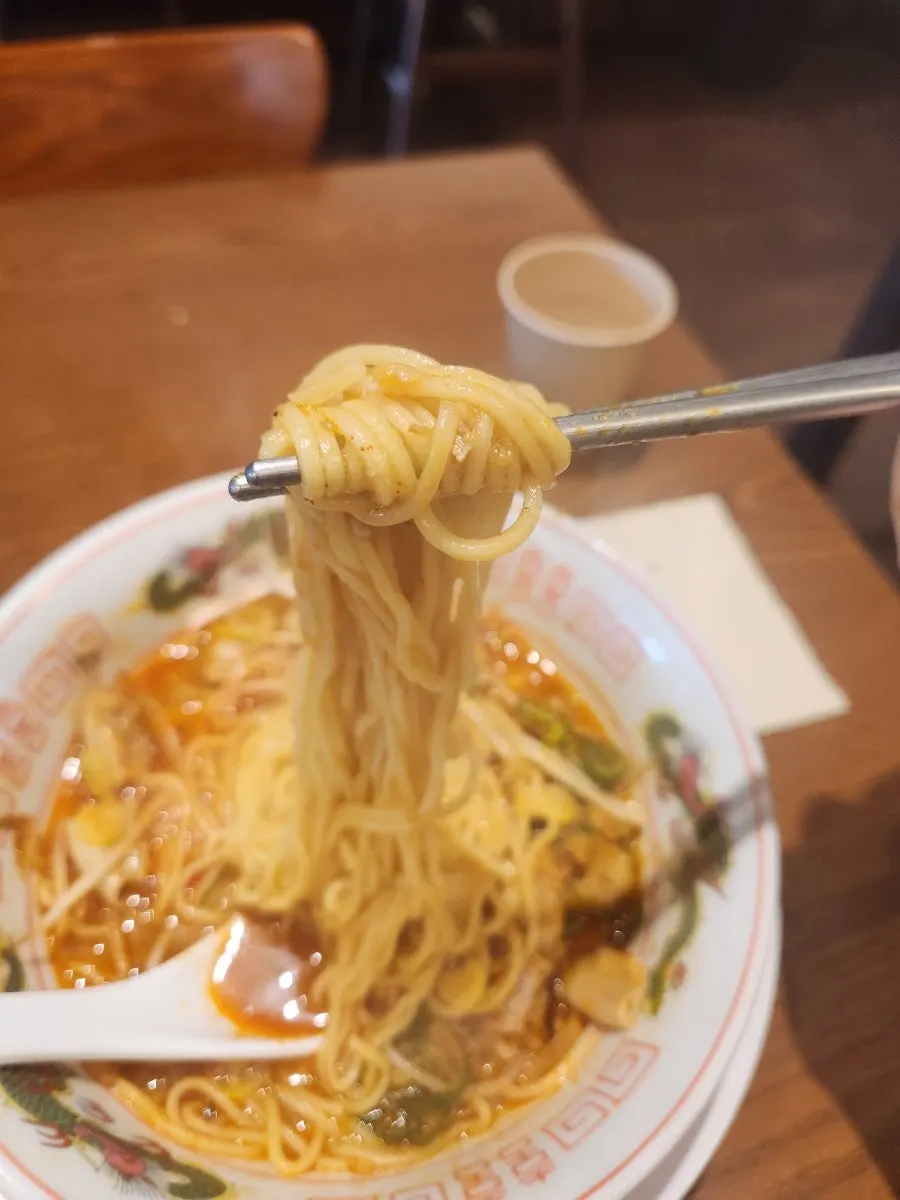 모츠라멘 속 소곱창 토핑